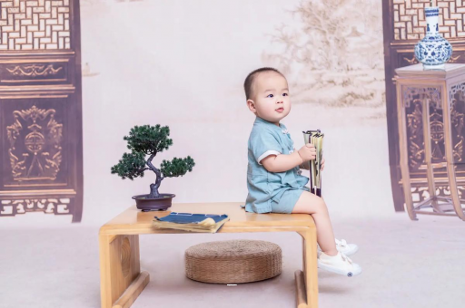 太康四个月宝宝可以坐着吗 太康四个月宝宝可以坐着吗